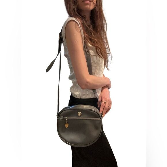 COPY - Gucci grey leather shoulder bag - Picture 1 of 16